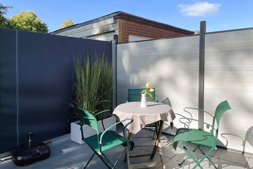 Manuela OG, Halligweg