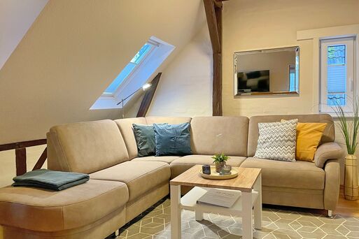 Derya, Friedrichstraße